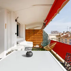 https://stanislas-art-centre-terrasse-clim.fr-provencehotel.com