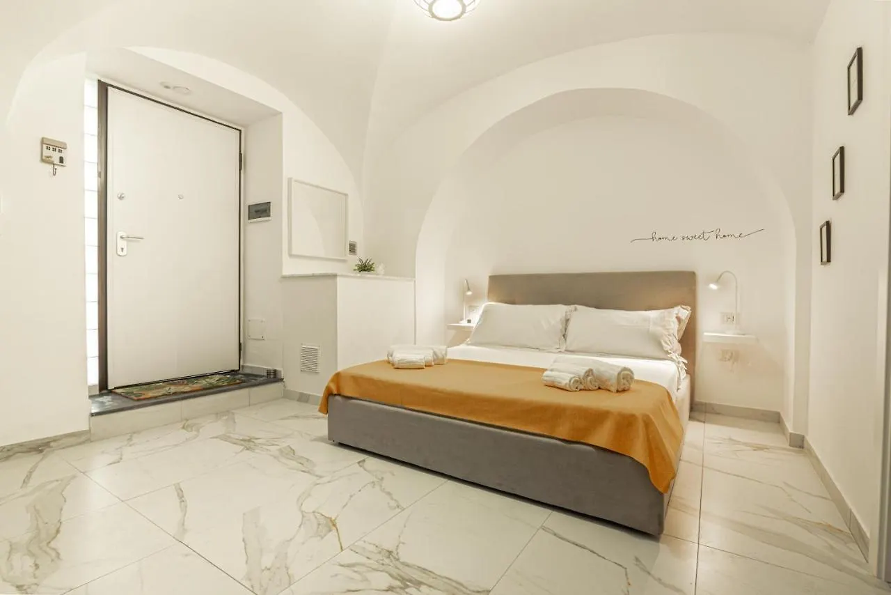 Dimora Bianca Apartment Catania 0*,